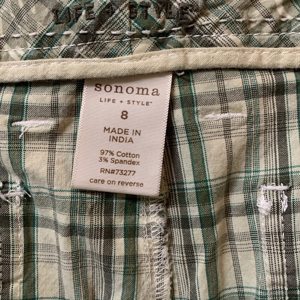 TWO PAIR OF SONOMA PLAID BERMUDA SHORTS - Picture 9 of 9